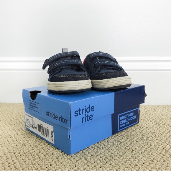 Stride Rite Other - Stride Rite Logan shoes